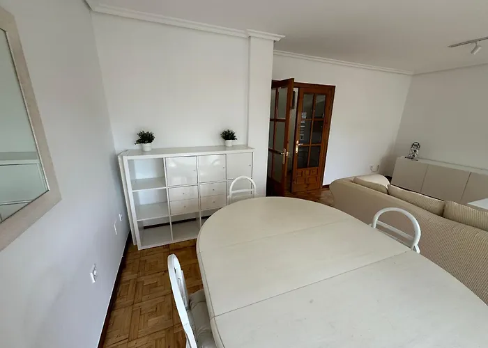 2 Minutos De La Playa Con Piscina Y Garaje