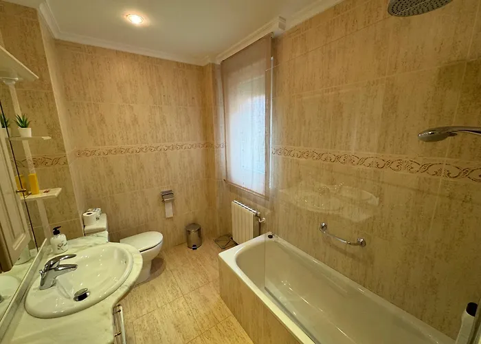 2 Minutos De La Playa Con Piscina Y Garaje